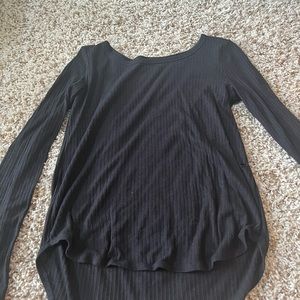 long sleeve, ribbed black top